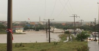 Ergeneyi Şiddetli Yağış Vurdu