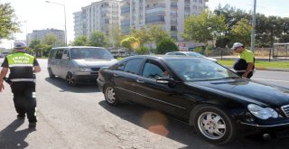 Minibüsten 5 Büyükbaş Kurbanlık Çıktı