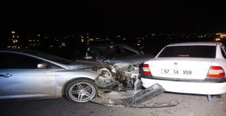 Şanlıurfada Zincirleme Trafik Kazası: 3 Yaralı