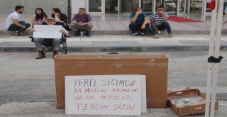 Chp Önünde Kurultay Protestosu