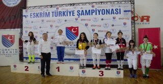 Eskrim Minikler Türkiye Şampiyonası İçin Trabzona Akın Ettiler