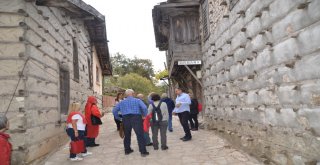 Düğmeli Evler Turistlerin Gözdesi Oldu
