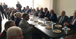 Başkan Yemenici, Muhtarlarla Bir Araya Geldi