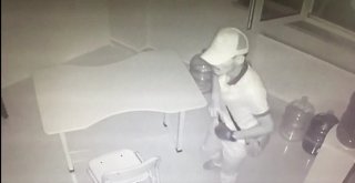 Yarasalar Lâkaplı Hırsızlık Çetesi Yakalandı