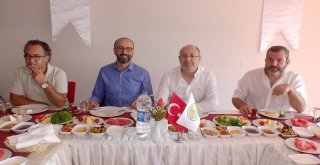 İş Adamları Kahvaltıda Buluştu