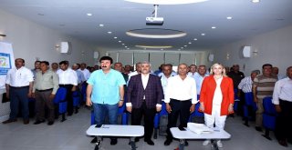 İpekyolu Belediyesinden Muhtarlara Eğitim
