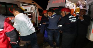 Diyarbakırda Yolcu Otobüsü Devrildi: 30 Yaralı