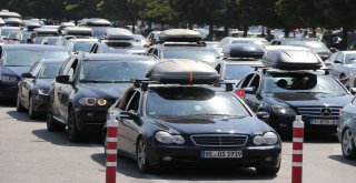 Kapıkulede ‘Çile Kuyruğu Bitmek Bilmiyor