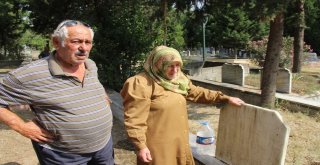 17 Ağustos Şehitleri, Mezarlarında Gözyaşları Ve Dualarla Anıldı