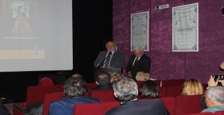 (Özel Haber) İlber Ortaylı, Eski Türk Filmlerini Beğenmeyenleri Cahil Diyerek Eleştirdi