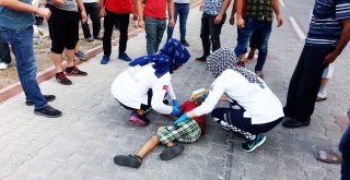 Manisada Otomobil Suriyeli Çocuğa Çarpıp Kaçtı