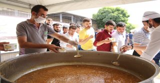 Cuma Namazı Sonrası Aşure İkramı Yapıldı