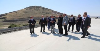 Yenikent-Temelli Yolu 2019Da Açılacak