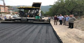 Başkan Öztürkten Asfalt Ekiplerine Tatlı