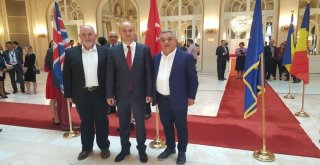 Kardeş Şehir Sınaıda Kuşadası Standına Büyük İlgi