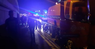 Bayrampaşada 9 Aracın Birbirine Girdiği Anlar Kamerada