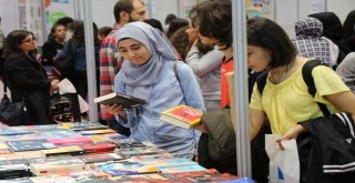 Zonguldak Kitap Fuarı Devam Ediyor