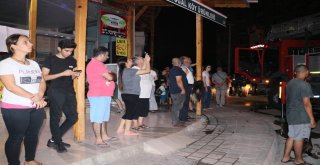 Yangında Mahsur Kalan Anne Ve Çocukları Kurtarıldı