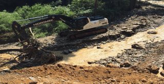 Kapanan Mahallelerin Yolu Trafiğe Açılıyor