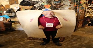 Yüzlerce El Yapımı Bebek Bu Festivalde