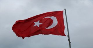 İstanbullular Güne Yağmurla Uyandı