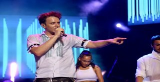 Edisin Binlerce Hayranı Büyükçekmeceye Akın Etti