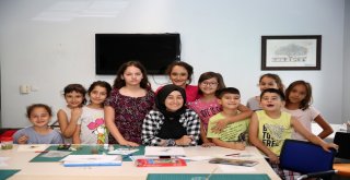 Geleneksel Sanatlar, Minik Ellerde Hayat Buluyor