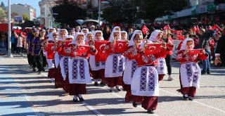 Boluda, Cumhuriyet Bayramı Coşkuyla Kutlandı