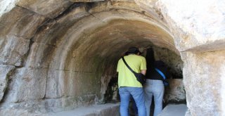 2 Bin Yıllık Antik Baraja Güney Koreli Öğrencilerden İlgi