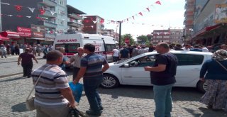 Tekkeköy Meydanında 100 Kişi Birbirine Girdi: 10 Yaralı