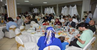 Gazi Ve Şehit Yakınları 15 Temmuz Yemeğinde Buluştu