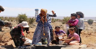 Susuzluktan 40 Bine Yakın Hayvanla Göç Ettiler