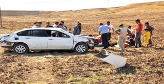 Kaza Yapan Sürücüyü Kurtarmak İçin Seferber Oldular