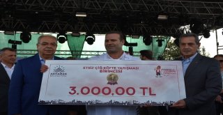Festivalde Ödüllü Çiğköfte Yarışması