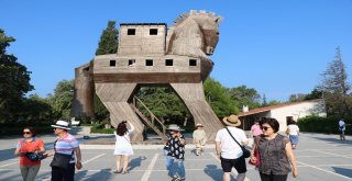 Çinin Kültür Ve Turizm Bakanı Shugangdan Troya Antik Kentine Ziyaret
