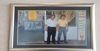 Balkanların Meşhur Bozacıları, İstanbulda Dondurmacı Oldu