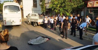Dikkatsizce Açılan Kapı Bayan Sağlıkçıyı Hayattan Kopardı