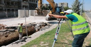 Şanlıurfada Alt Yapı Çalışmaları Sürüyor