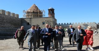 Erzurum Kalesi Gün Yüzüne Çıkıyor