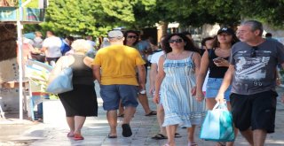 3 Bin Turist Bir Anda Bodruma Akın Etti