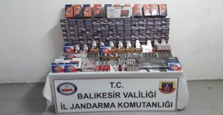 Sındırgıda Kaçak Eşya Operasyonu