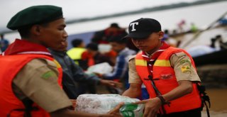 Myanmarda Tahliye Sayısı 148 Bine Yükseldi