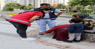Yakalanan Çocuk Dilenciler Ailelerine Teslim Ediliyor