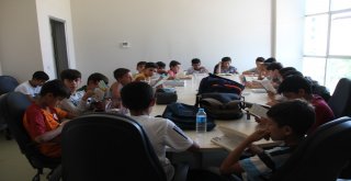 Çocuklar Kuran Kursunda Hem Öğreniyor Hem De Spor Yapıyor