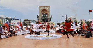64 Ülkeden Gelen Kültür Elçileri, Danslarıyla Renkli Görüntüler Oluşturdu