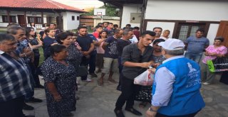 Türkiyeden Gönderilen Kurban Etleri Mehmet Akif Ersoyun Baba Ocağında Dağıtıldı