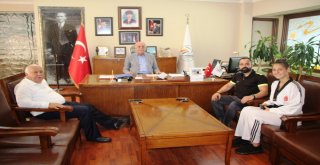 Başkan Seyfi Dingil Türkiye Şampiyonu Azrayı Kutladı