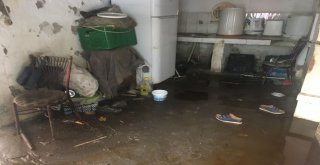 Horasanda Sel Sonrası Dereler Taştı