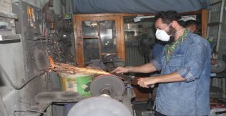 Elazığda Kapalı Ve Bakırcılar Çarşısında Bayram Bereketi