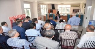 Karaisalı Kaymakamı Selami Korkutata Çiftçilerle Buluştu